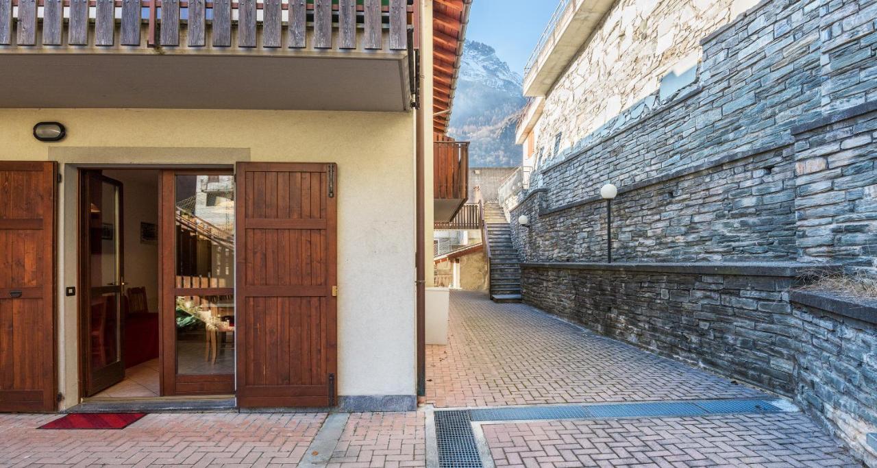 Lanterna Apartments Chiesa in Valmalenco Εξωτερικό φωτογραφία