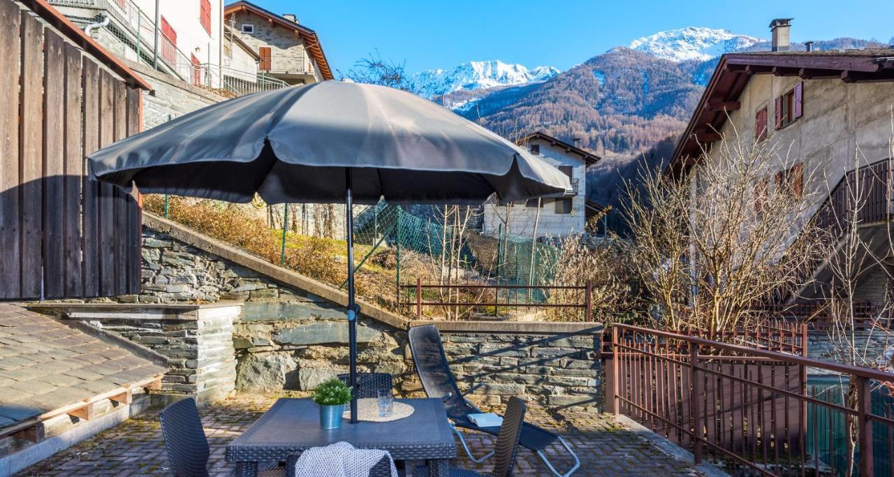 Lanterna Apartments Chiesa in Valmalenco Εξωτερικό φωτογραφία