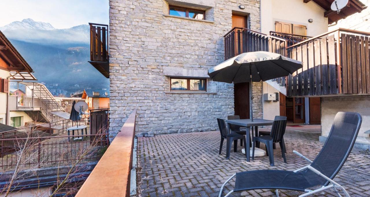 Lanterna Apartments Chiesa in Valmalenco Εξωτερικό φωτογραφία