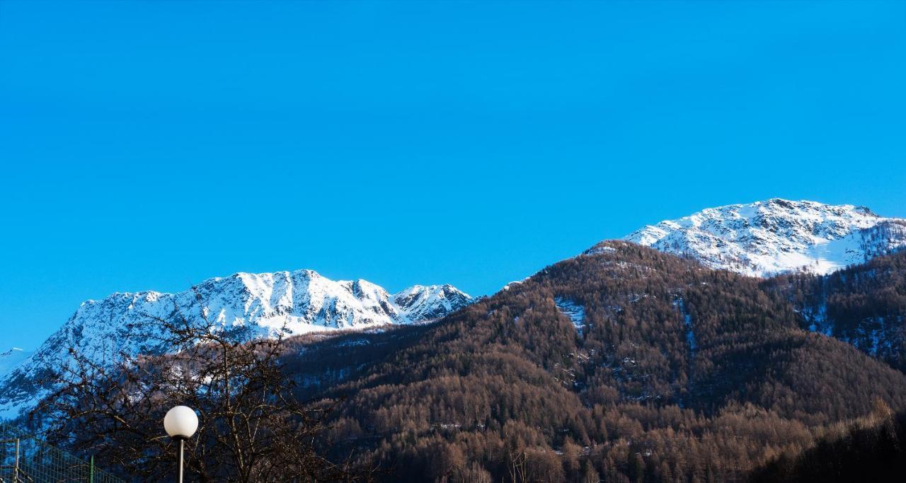 Lanterna Apartments Chiesa in Valmalenco Εξωτερικό φωτογραφία