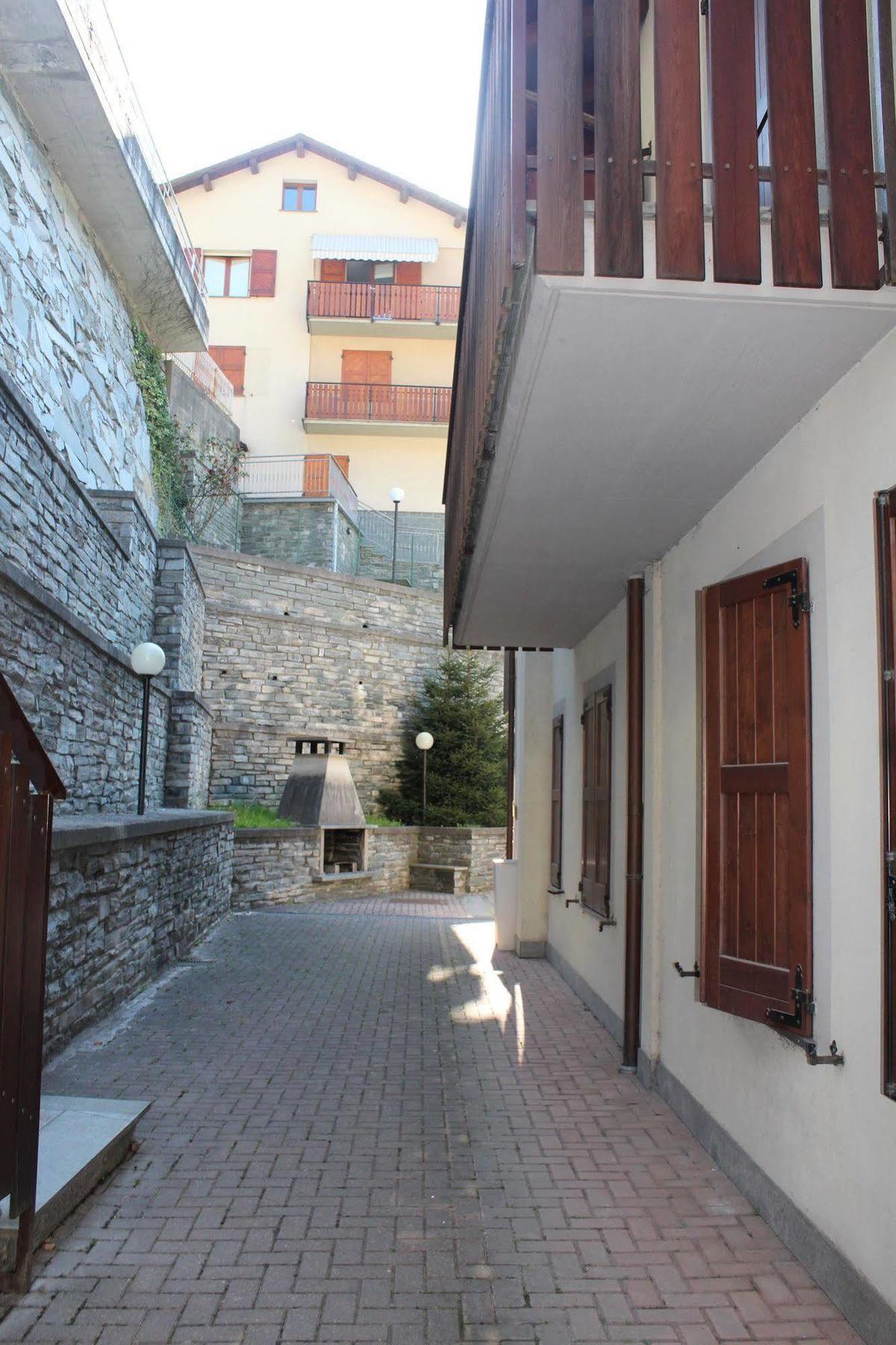Lanterna Apartments Chiesa in Valmalenco Εξωτερικό φωτογραφία