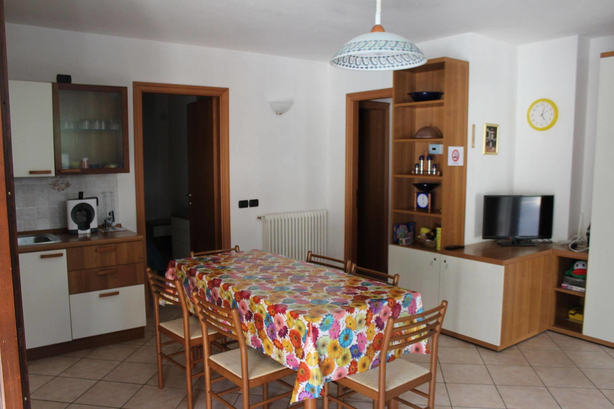 Lanterna Apartments Chiesa in Valmalenco Εξωτερικό φωτογραφία
