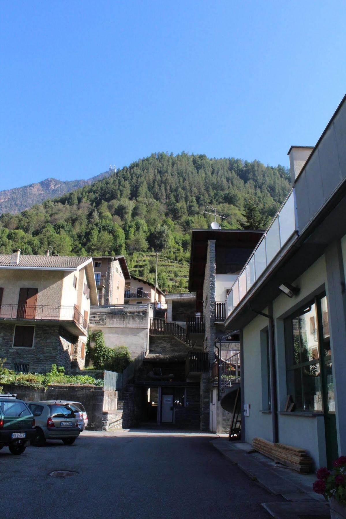 Lanterna Apartments Chiesa in Valmalenco Εξωτερικό φωτογραφία